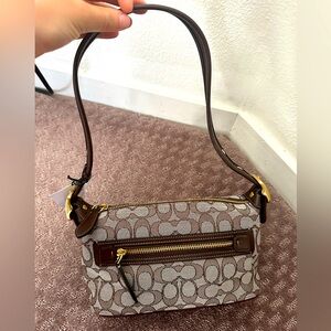 Coach Demi bag in jacquard brown! Includes dust bag